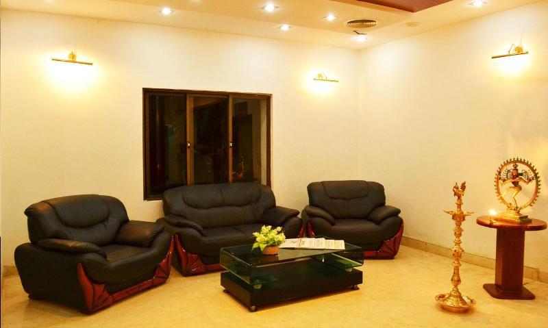 Hotel Riverside Resort And Spa Kumbakonam Esterno foto
